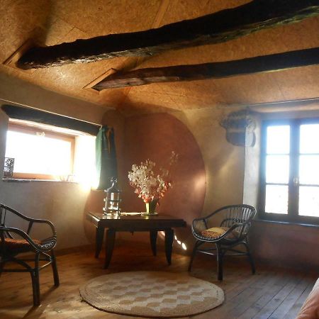 Chambre D'Hotes Des Monts Saint-Izaire Exterior photo